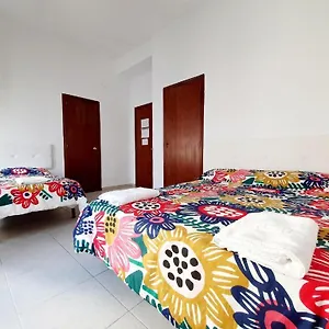Arc House Ribera Only Adults Albergue Córdova